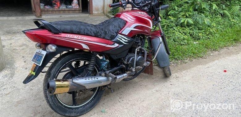 TVS Metro . 2017