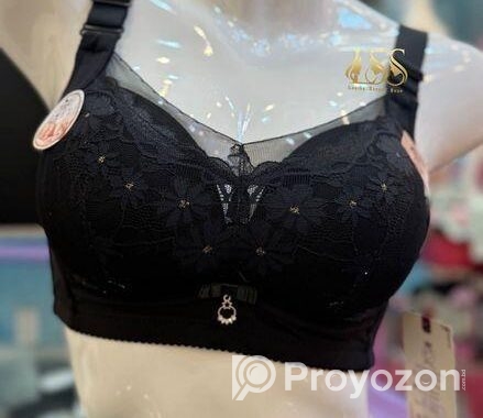 Ladies demandable bra