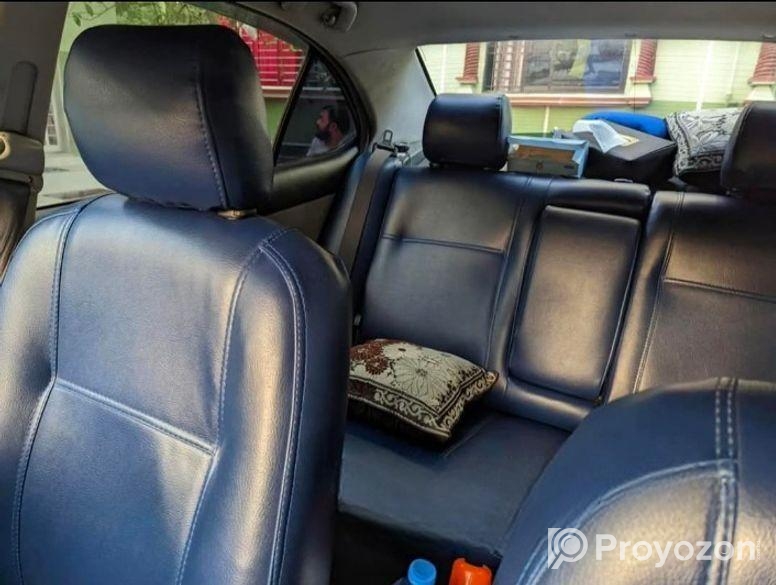 Toyota Premio . 2003