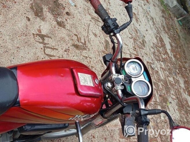 Hero Splendor . 2013