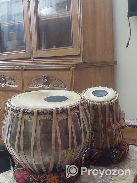 A pair of customised tabla