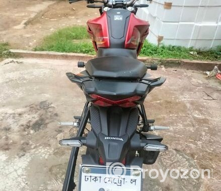 Honda Hornet 2.0 . 2023
