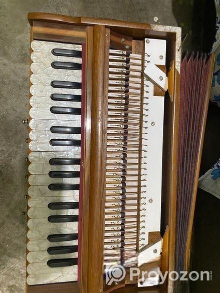 হারমোনিয়াম