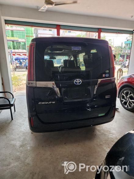 Toyota Esquire GI PREMIUM HYBRID 2020