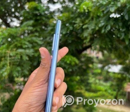 Vivo V21e 8/128 (Used)