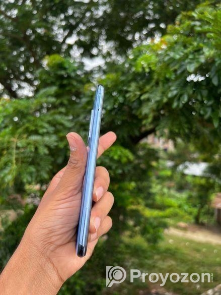 Vivo V21e 8/128 (Used)