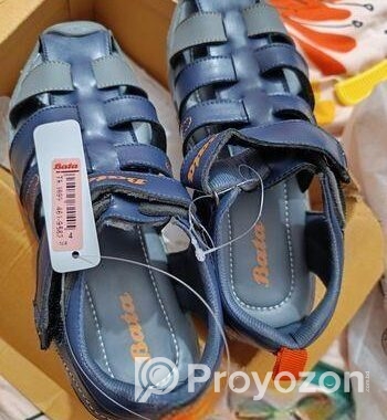 Bata Sandals Size 4… 37