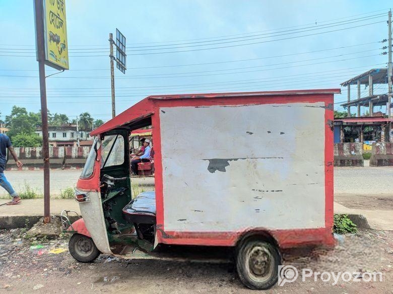 সি এন জি কভার ভ্যান 2011