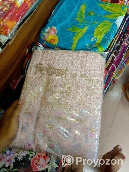 Three piss Sell Hobe