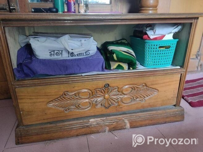 ড্রেসিং টেবিল বিক্রি হবে