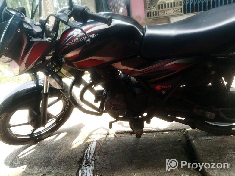 Bajaj Discover 100 . 2013