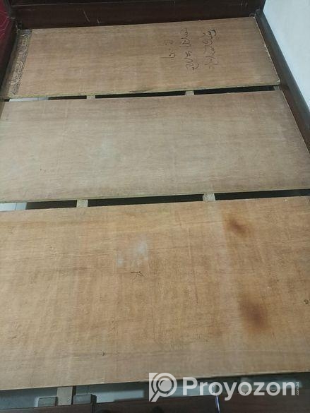 মালেশিয়ান উড কাঠের খাট