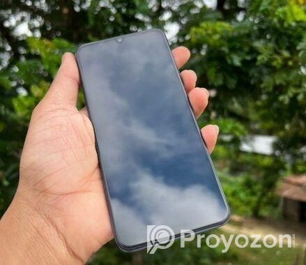 Vivo V21e 8/128 (Used)