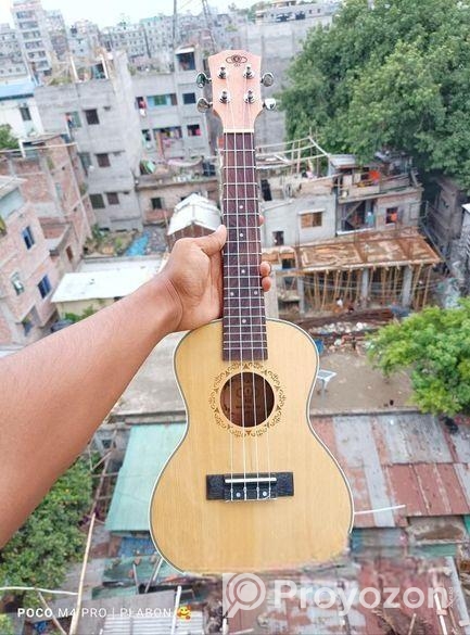 Sas Ukulele