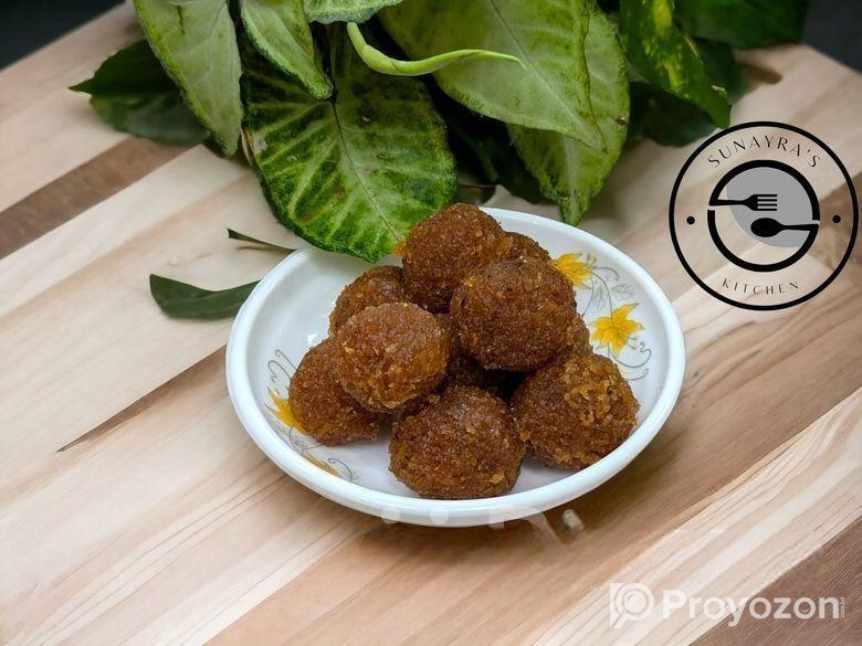 নারিকেল নাড়ু