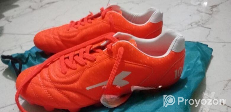 Polaris Hit 10 Football Boot For Sell