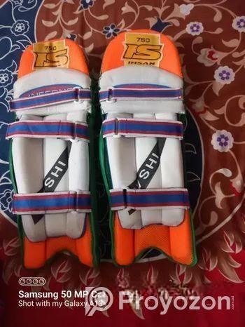 Cricket Pads Sell