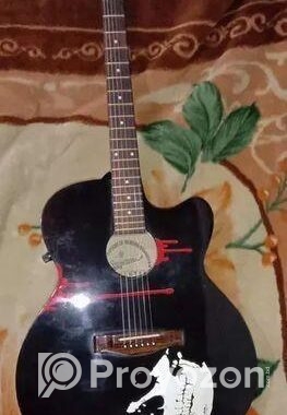 গিটার বিক্রি করা হবে