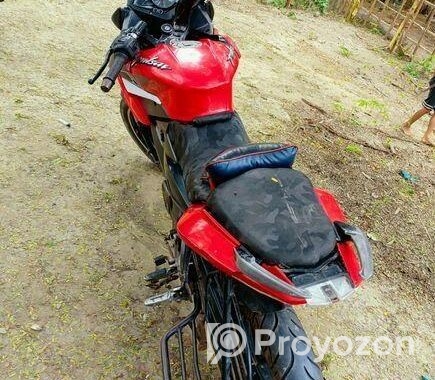Bajaj Pulsar AS . 2016