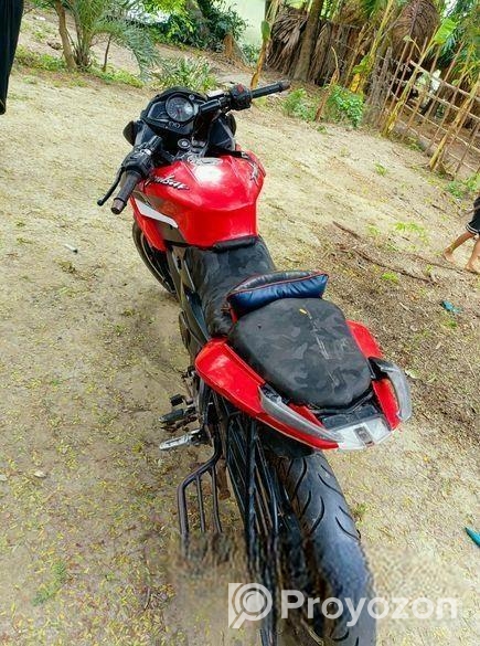 Bajaj Pulsar AS . 2016