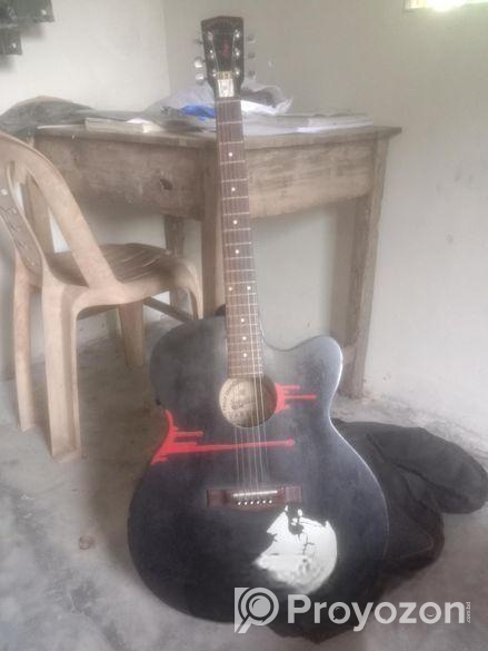 গিটার বিক্রি করা হবে