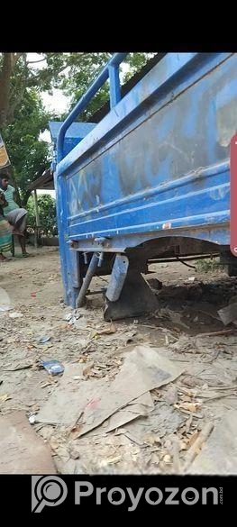 টয়োটা ডায়নার 10 ফিট একটি পুরাতন বডি বিক্রয় করা