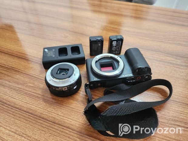 Sony Zv-e10 Mirroless Camera For Sale