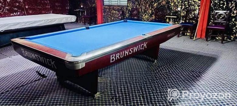 Brunswick Gold Crown 5 Model Pool Table