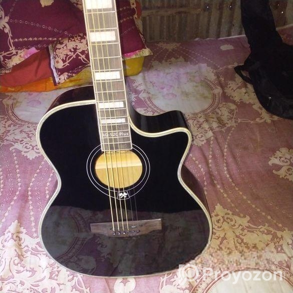 গিটারটি বিক্রি করা হবে