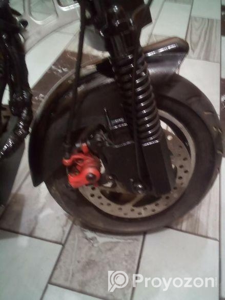 ইলেকট্রিক স্কুটার