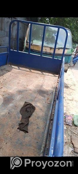 টয়োটা ডায়নার 10 ফিট একটি পুরাতন বডি বিক্রয় করা