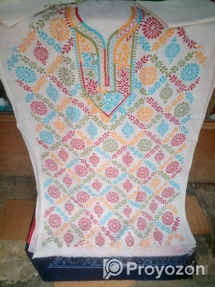 হাতের কাজের ছাপ দেওয়া জামা
