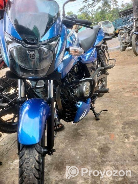 Bajaj Pulsar 150 . 2022
