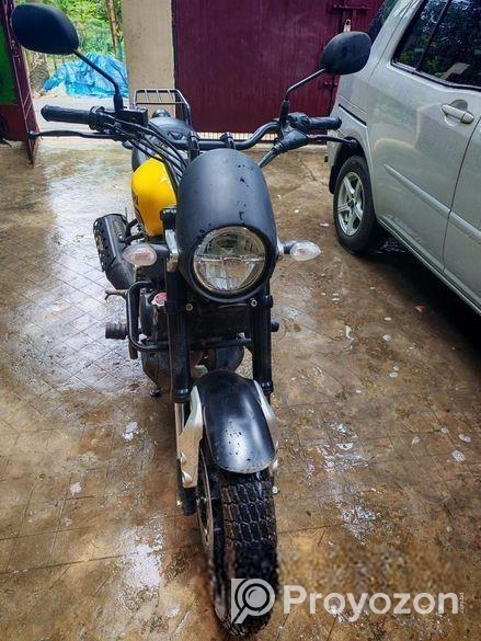 Yamaha XSR 155 . 2024