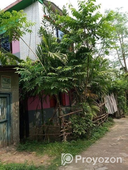 বাড়িসহ জমি বিক্রয়