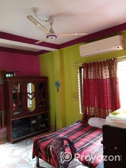 বাড়িসহ জমি বিক্রয়