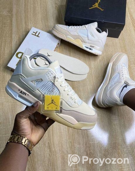 Air Jordan 4 Retro