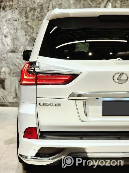 Lexus LX 570 S LEGENDARY SUV 2018