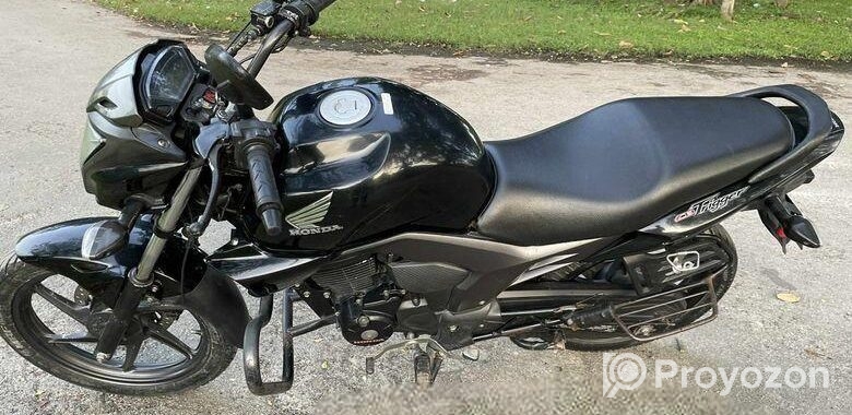 Honda CB Trigger . 2018