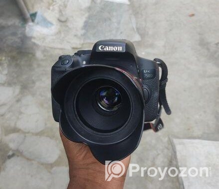 Canon 750D