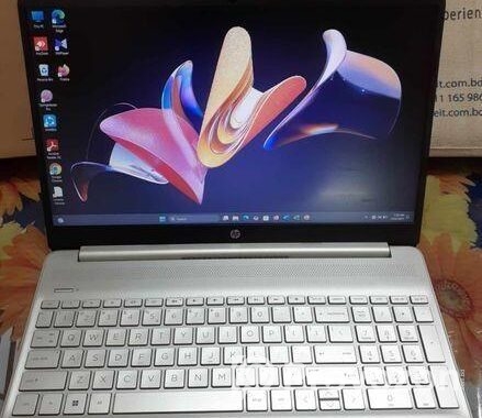 ল্যাপটপ টি বিক্রয় করা হবে