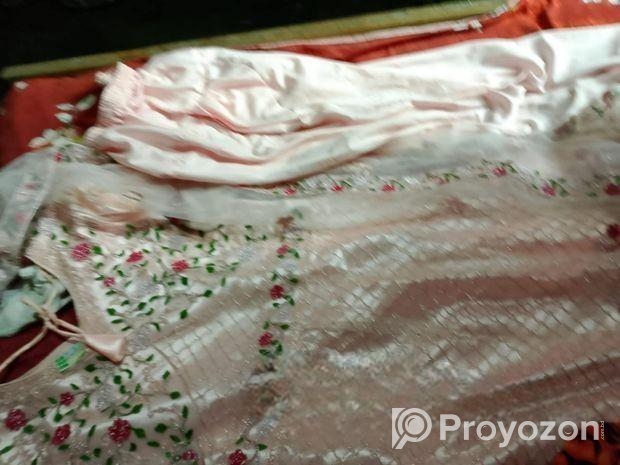 Ami Ekta Onek Beshi Sundor Gaun Dress sell Korte cacchi