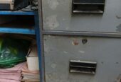 ৩ ড্রয়ারের একটা ক্যাবিনেট বিক্রি হবে
