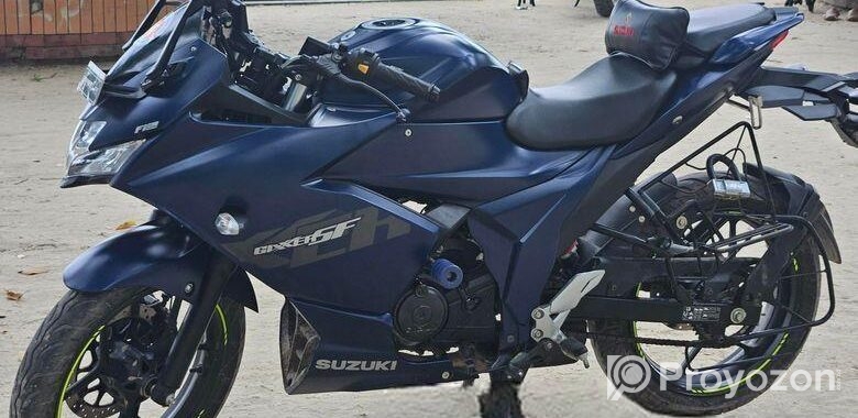 Suzuki Gixxer SF . 2024