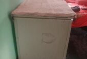 Deep freezer