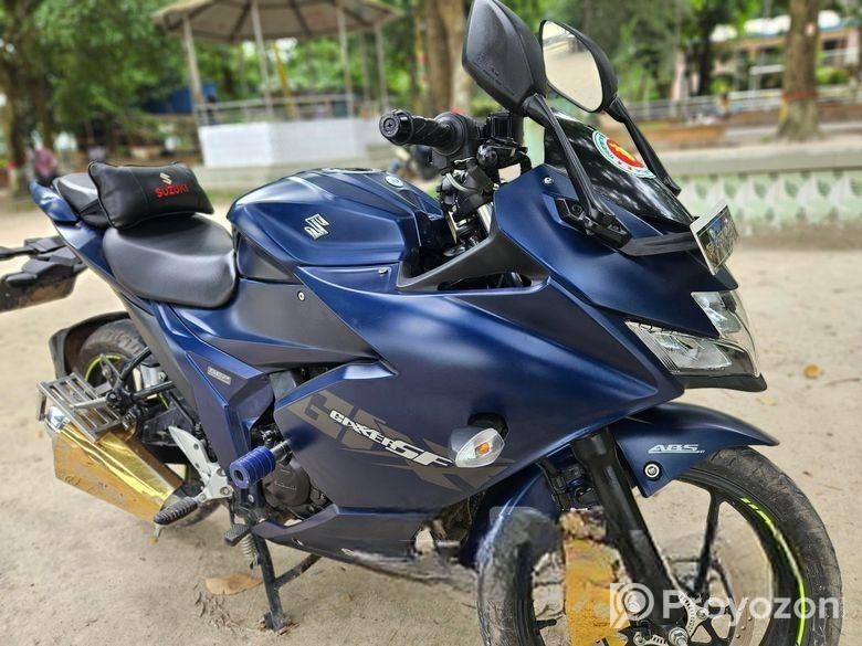 Suzuki Gixxer SF . 2024