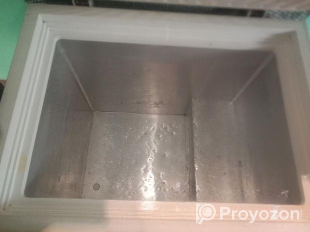Deep freezer