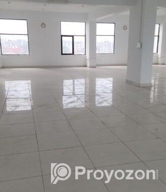 Commercial Buildings, rent urgent at for office