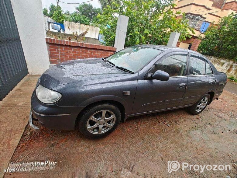 Nissan Sunny . 2005