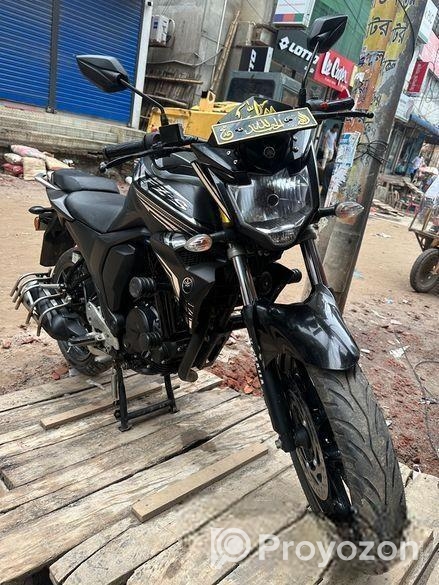 Yamaha FZs V2 2025